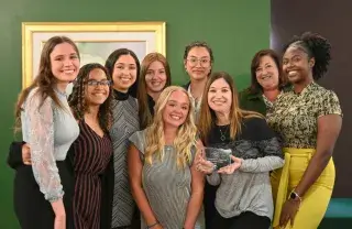 web-featured-group-academic-excellence-awards